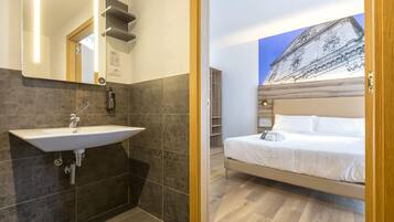 Kostenlose Toilettenartikel, Haartrockner