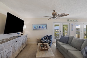 Smart TV - New! Iguana Palms - Private beach - Pet Freindly! (Panama City Beach)