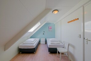 3 室のベッドルーム、WiFi