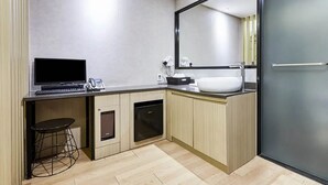 Deluxe Room | Living area - Hotel Forest River Novel (Yeoju)
