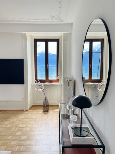 Montreux Riviera Suite Lake View Parking