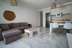 TV, ping pong - Sunstay Relax 59 Rio Marina Nerja (Nerja)