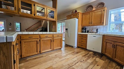 Cabin in The Pines | Large Outdoor Patio | Firepit