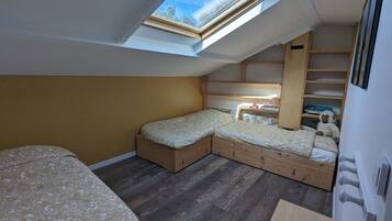 3 chambres, bureau, lit parapluie, Wi-Fi gratuit