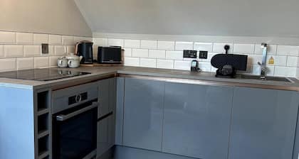 Remarkable 1-bed Apartment in Glastonbury