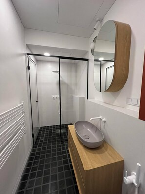 Apartment, Multiple Beds, Non Smoking, Kitchenette | Champagne service