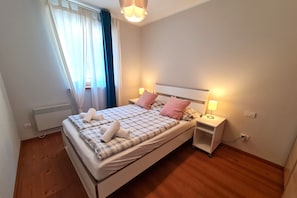 2 bedrooms, free WiFi, bed sheets