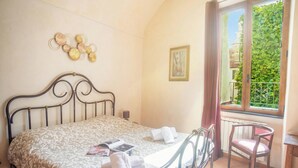 Family Apartment, 1 Bedroom, Balcony (Casa di Lella Sanremo 1-Bed | Balcony)