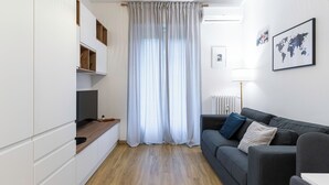 Apartment (1 Bedroom) | Living area - Italianway - Marazzani 8 (Milan)