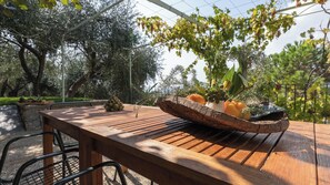 House (3 Bedrooms) | Outdoor dining