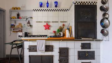 Appartamento (2 Bedrooms) | Cucina privata | Frigorifero, forno, piano cottura, macchina per caffè espresso