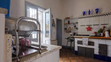 Apartment (2 Bedrooms) | Eigene KĂŒche