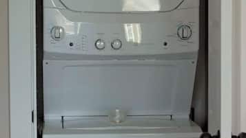 Standard Suite, Harbor View | Laundry