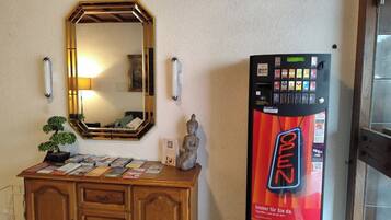 Zimmer, 2 Schlafzimmer, Stadtblick | Innenbereich