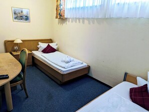 Room, 2 Bedrooms, City View | 2 bedrooms