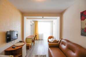 In-room safe, soundproofing, free WiFi, bed sheets - Hotel Rio (Cap Aurora)