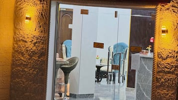 施設の入り口