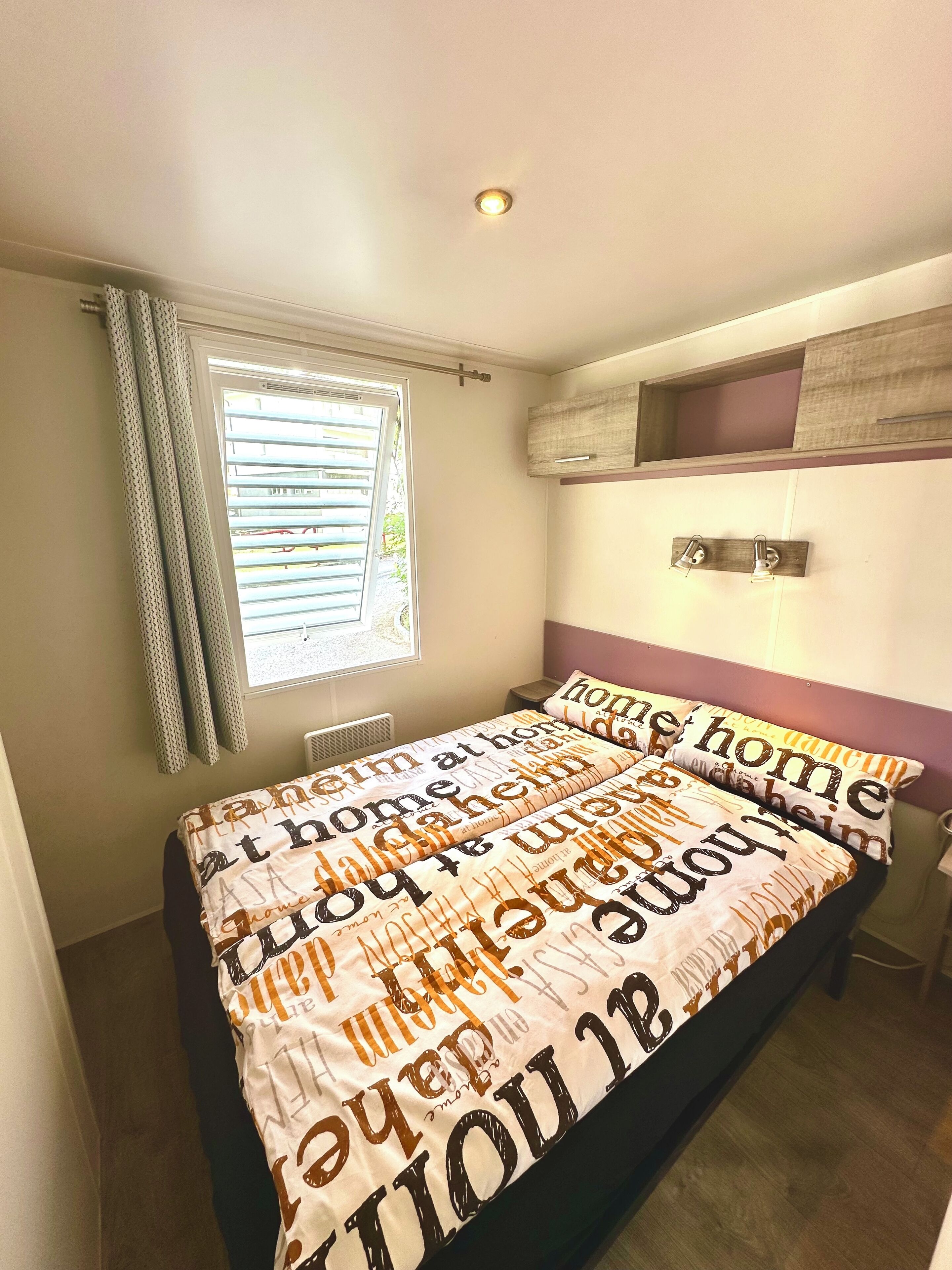 Cottage 2 Mobilhome 2 Zimmer Unterkunft Für 2 Erwachsene + 1 Kind Auf Ecksofa - Canton du Valais