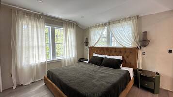 2 bedrooms, iron/ironing board, free WiFi, bed sheets