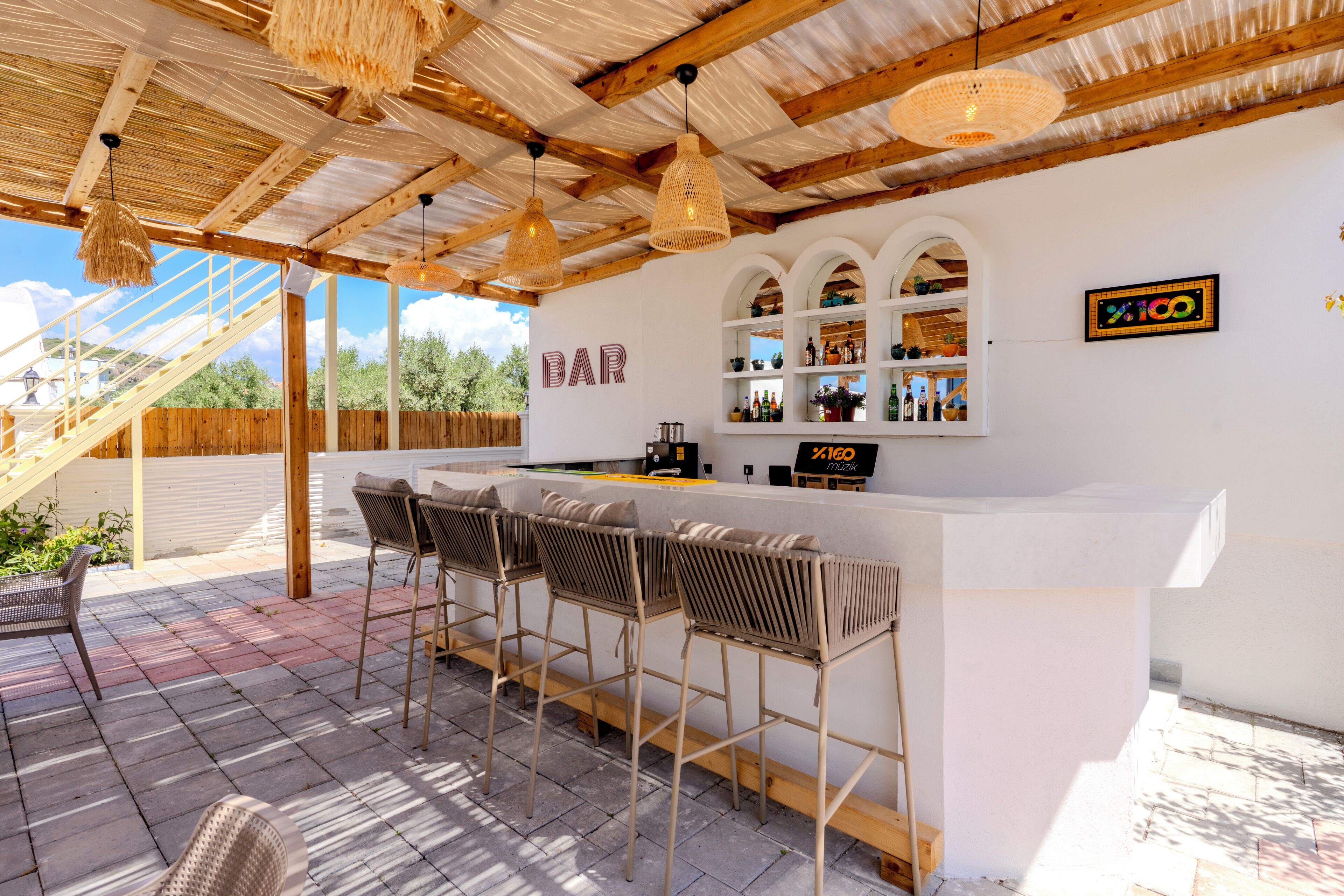 Bar (in der Unterkunft)