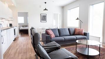 Apartamento standard | Área de estar | TV 32 polegadas com canais a cabo