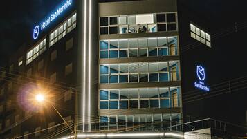 บริเวณภายนอก