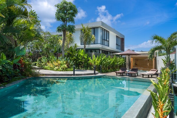 Umalas Creek Villas - Canggu