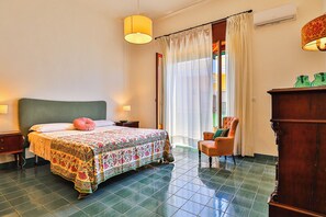 2 多间卧室、熨斗/熨衣板、WiFi、床单