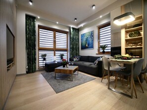 Smart TV - Modern Apartment 15 min to the Beach (Świnoujście)