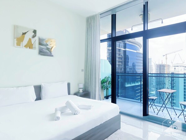 1 غرفة نوم ومكواة/لوح كي وملاءات أسرّة