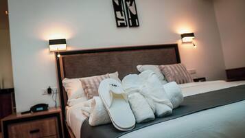 Classic Room, 1 Bedroom, Non Smoking | 1 bedroom, desk, laptop workspace, free WiFi