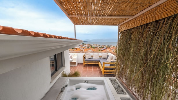 Standard Double Room, Patio, Sea View - Ajlan Beach (Ayvalik)
