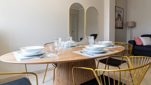 Appartement (2 Bedrooms) | Dineerruimte