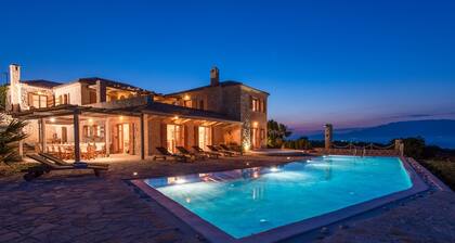 Astarte Villas - Diva Affluence with Private Pool
