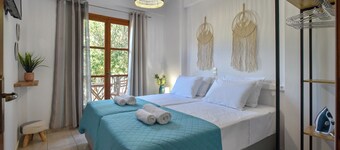 Eva Studios & Apartments