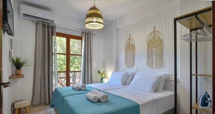 Eva Studios & Apartments