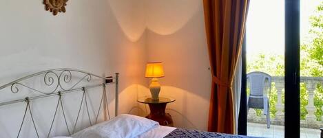 10 Schlafzimmer
