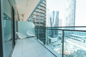 Balcony - Gorgeous Studio With Balcony in Business Bay (Dubai)