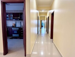 Private kitchen - Kalenga Cityview Apartment- 5 minutes to the Muhimbili National Hospital (Dar-es-salaam)