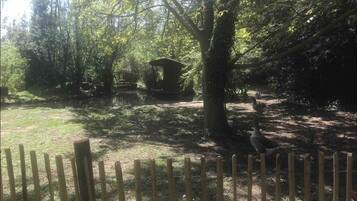 Enceinte de lâhĂ©bergement