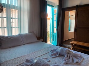 Exclusive Room, City View (Sofia) | Sábanas de algodón egipcio, ropa de cama de alta calidad y minibar 