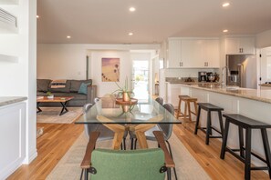 Dining - Beach House on the Playa (Redondo Beach)