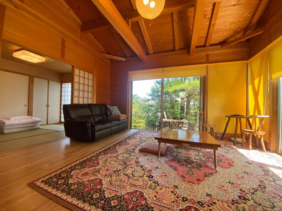 Vila, cozinha americana, em edifício anexo | 1 quarto, edredons de pluma, individualmente decorados