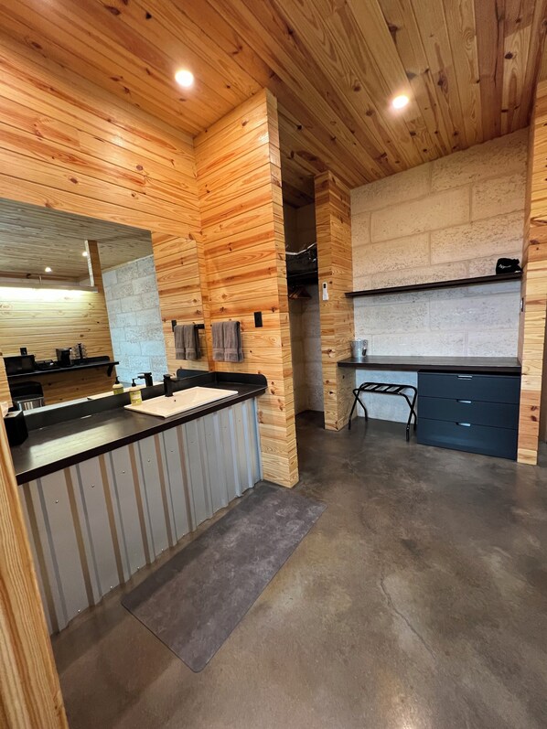 Fridge, microwave, coffee/tea maker, ice maker - CHRISTOVAL CASITAS #1 AMERICANA (Christoval)