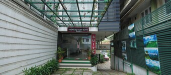 Thekkady Gavi Suites