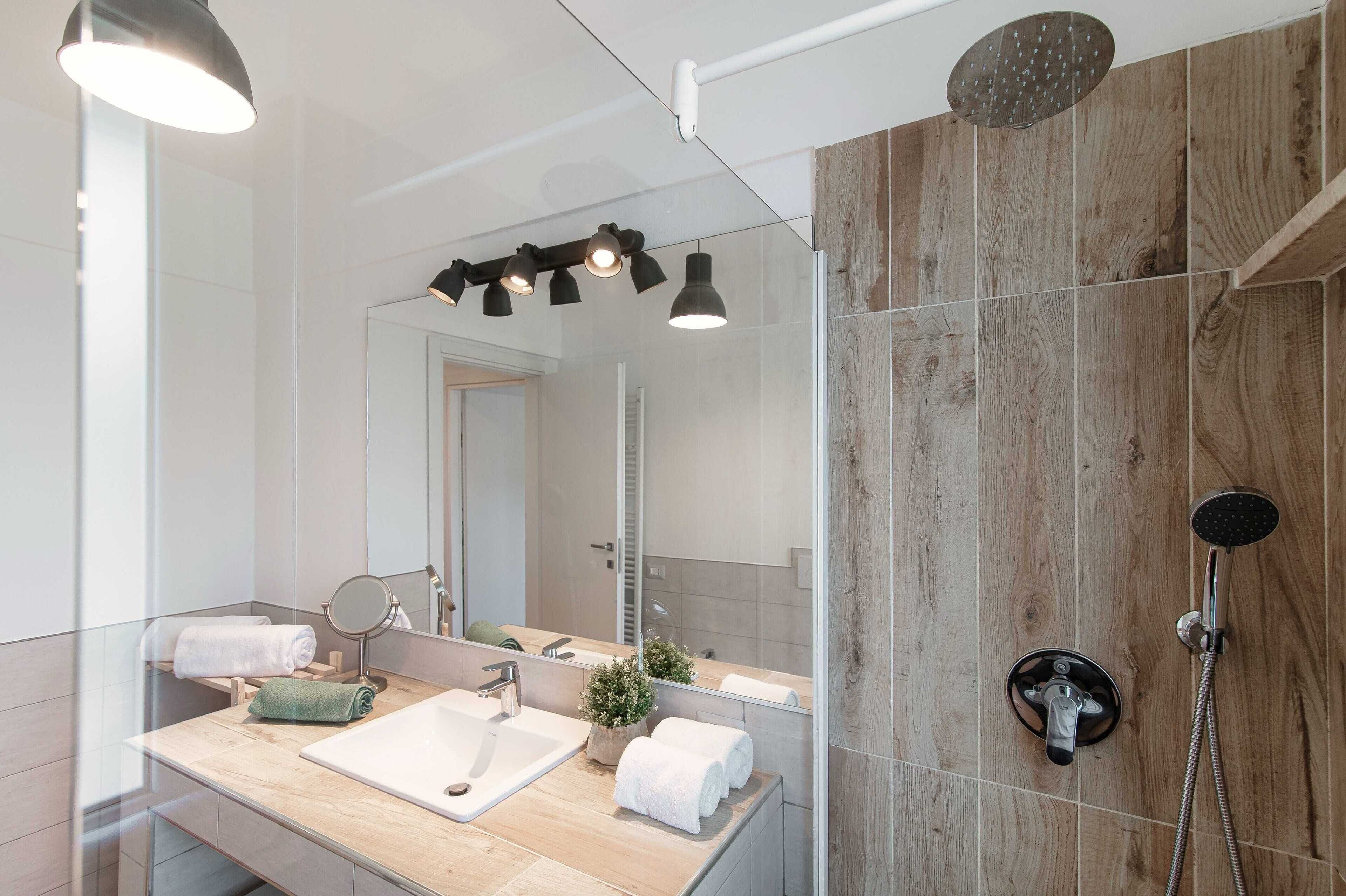 Apartment | Badezimmer