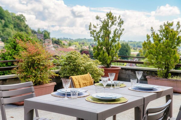 2 bedrooms, premium bedding, down duvets, iron/ironing board - Green Home Montorfano (Montorfano)