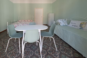 1 chambre, draps fournis