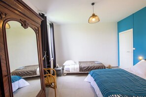 3 室のベッドルーム、アイロン / アイロン台、WiFi