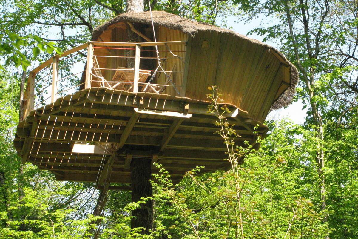 Tree House, Garden View | 2 bedrooms, bed sheets
